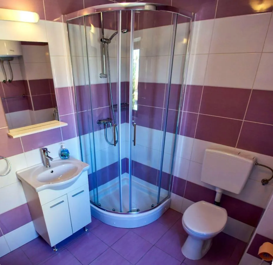 Apartments & Room Toni 0*, Valun Croatia
